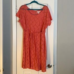 Maternity Lace dress with tie around waist